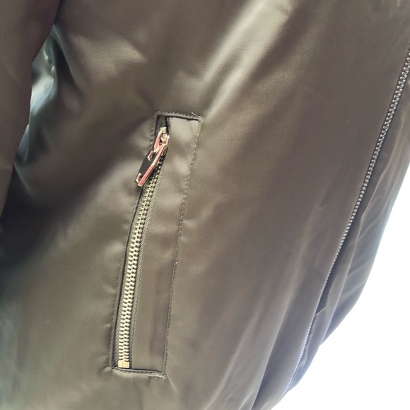 Bomber Jacket - Picture 2 of 3